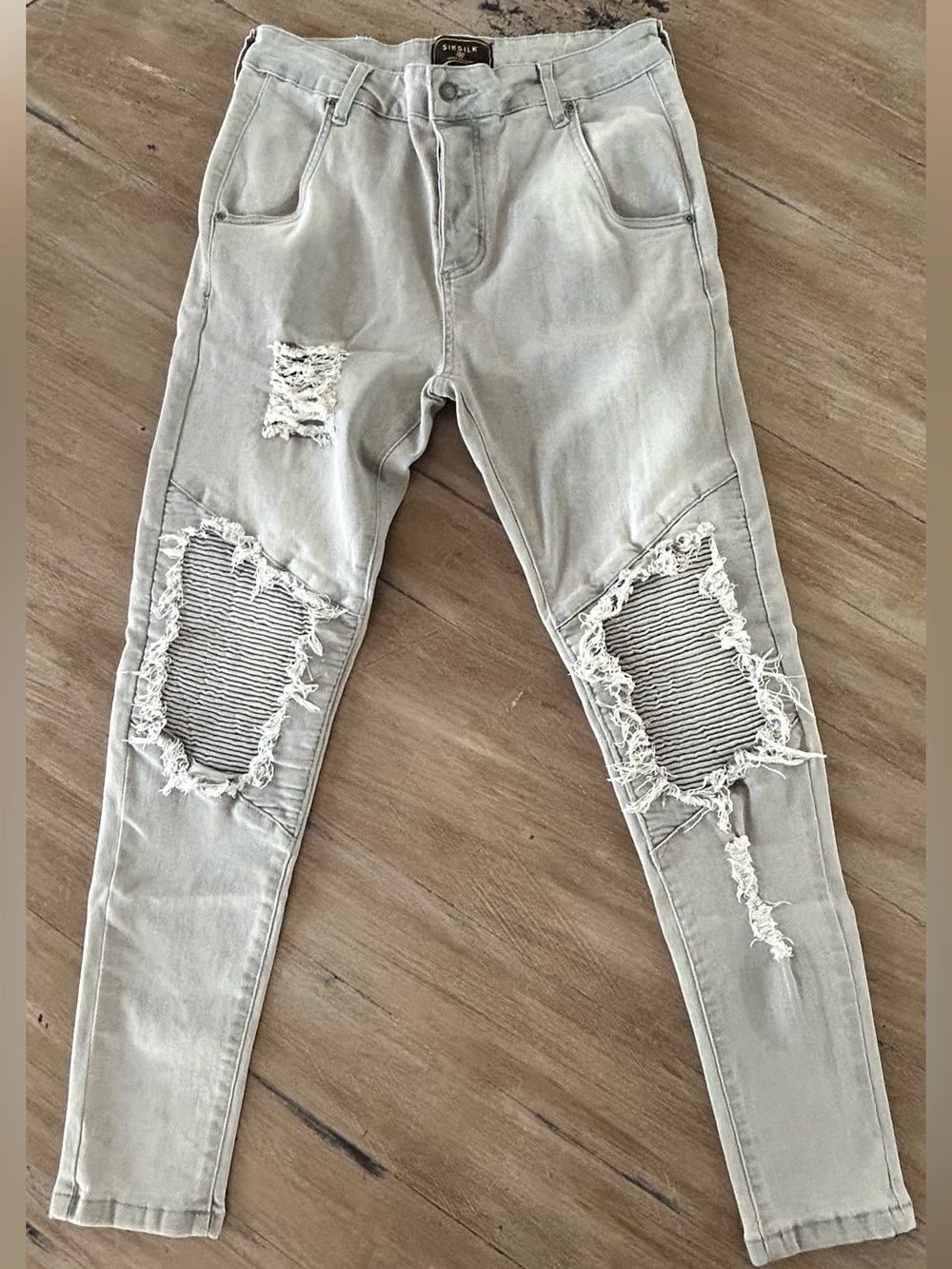 Siksilk Men's Light Gray Distressed Skinny Jeans